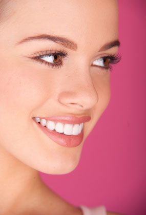 Teeth whitening messed up my dental bonding - Lexington Cosmetic